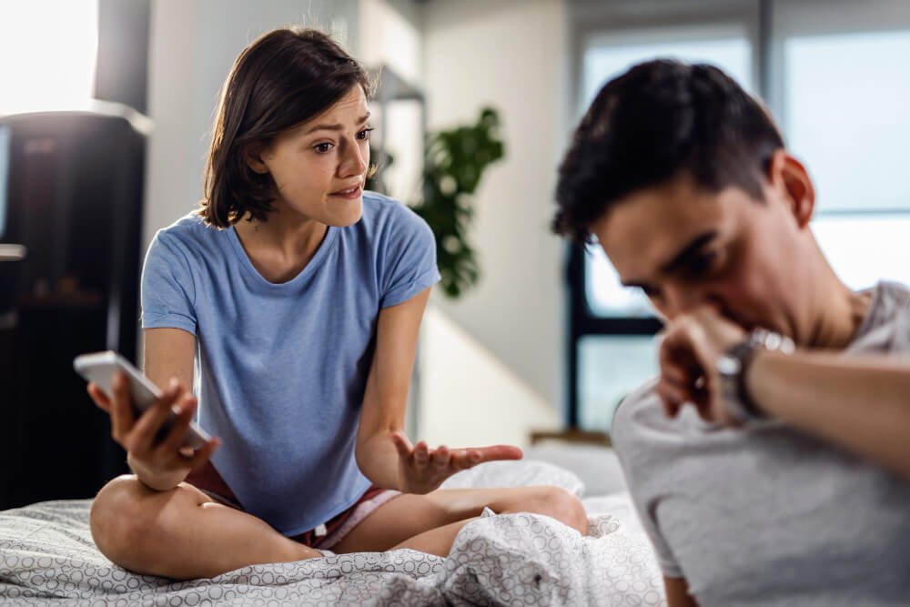 Ciúmes Quando o medo de perder se mistura com o medo de não ser suficiente.